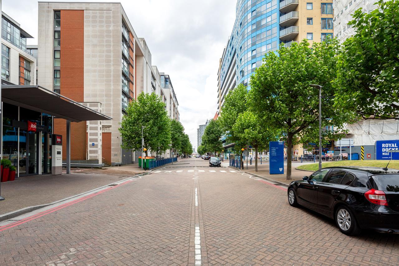 Royal Docks Penthouse London Exterior photo